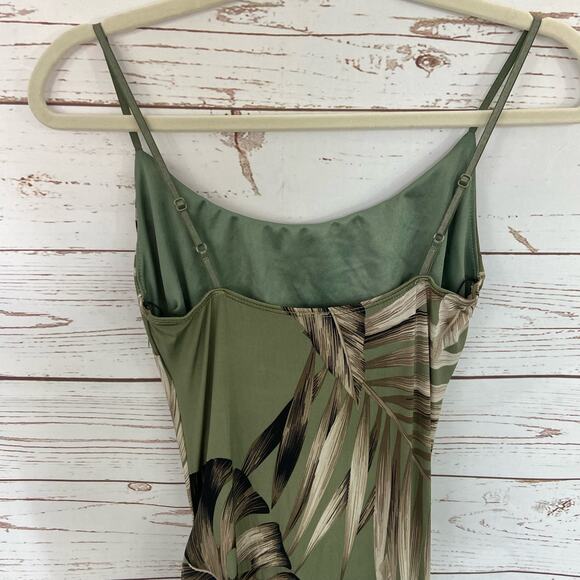 Windsor M Green Tropical Palm Leaf Floral Side Tie Ruched Fitted Maxi Dress - Picture 5 of 7